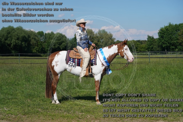 s_A_903505.JPG